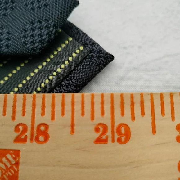 Calibrate Necktie Tie Silk Gray Houndstooth Dots Geometric College 3 x 58 - Picture 8 of 8